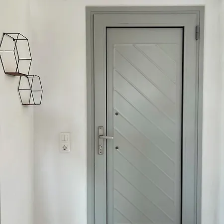 Yanna's * Sidárion