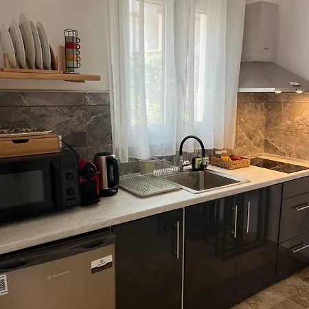Yanna's Apartmán Sidárion